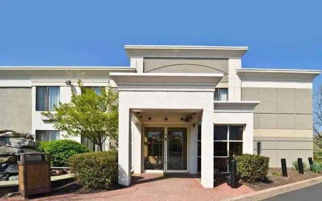 Spark by Hilton Hummelstown Hershey