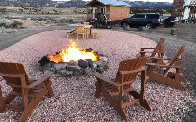 The Riverside Ranch RV Park, Motel & Campground