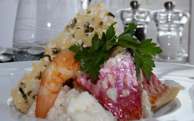 Kyriad Prestige Vannes Centre - Palais Des Arts