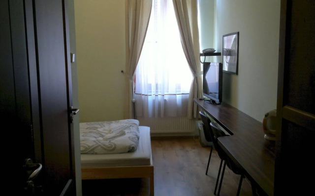 WenderEDU Business Center
