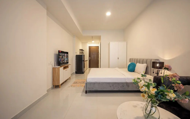 SOHO Premier Residence