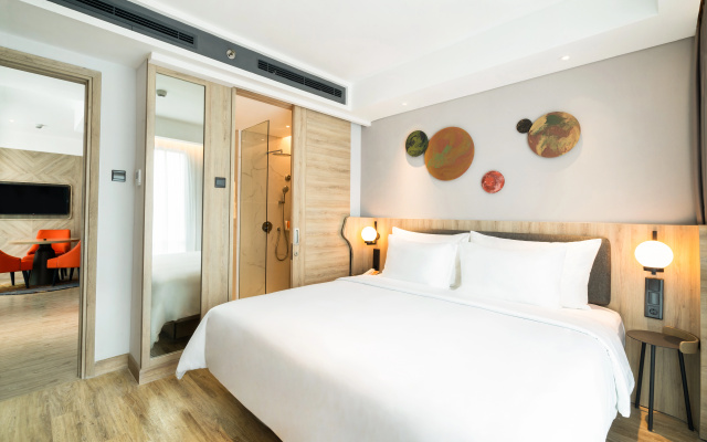 HARRIS Suites Puri Mansion Jakarta – Guest Rooms – Jakarta