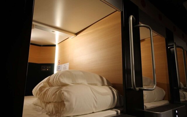 Sejour Inn Capsule