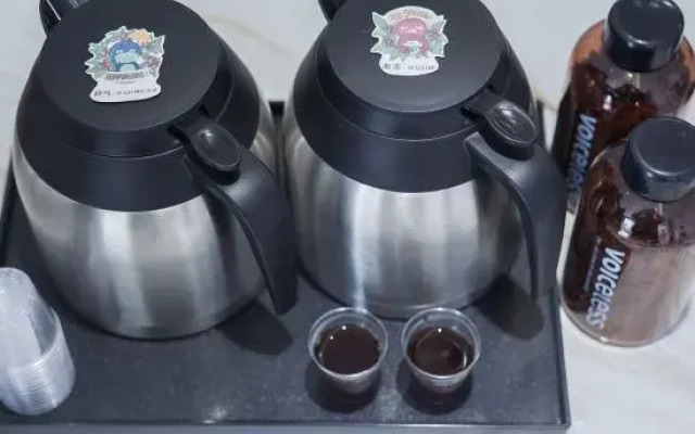 Xiyin Coffee Hotel (Baoshan High-speed Railway Station)