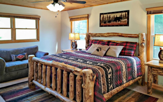 Beautiful Smoky Mountain Chalet With Game Room!