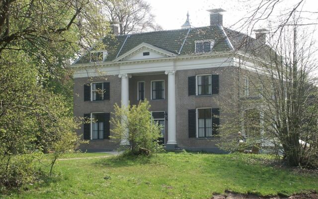 Authentic House With a Dishwasher, Near Meppel