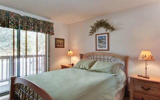 Pine Ridge Condominiums