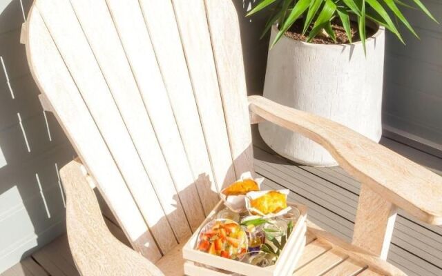 Olio Bello Lakeside Glamping