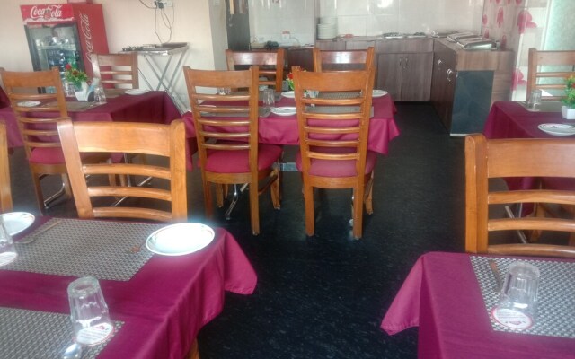 Hotel Mahabir Sheraton