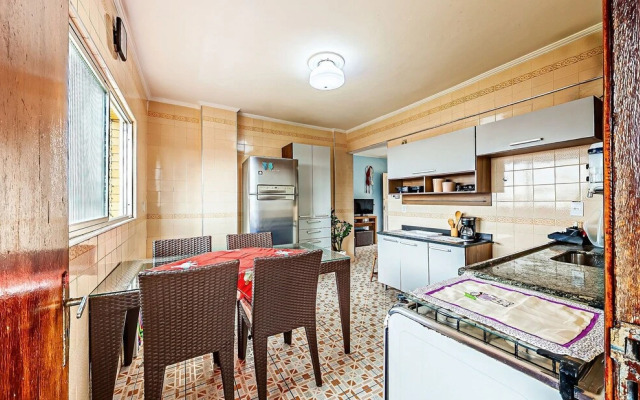 Agradável apartamento no Caiçara