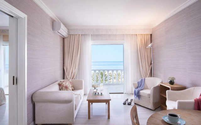 Mitsis Rinela Beach Hotel