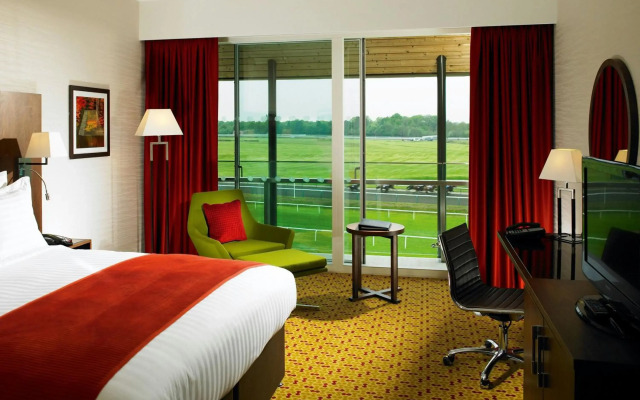Lingfield Park Marriott Hotel & Country Club