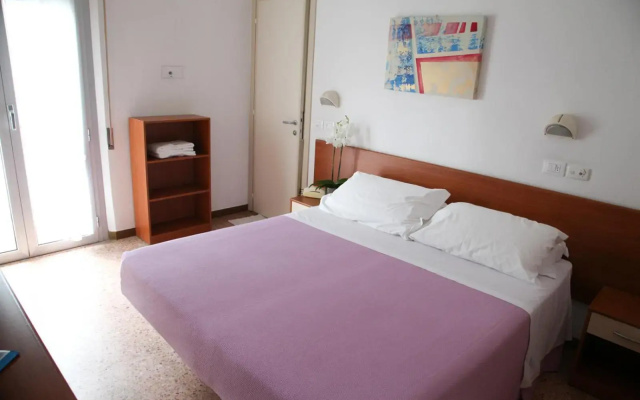 Hotel Globus