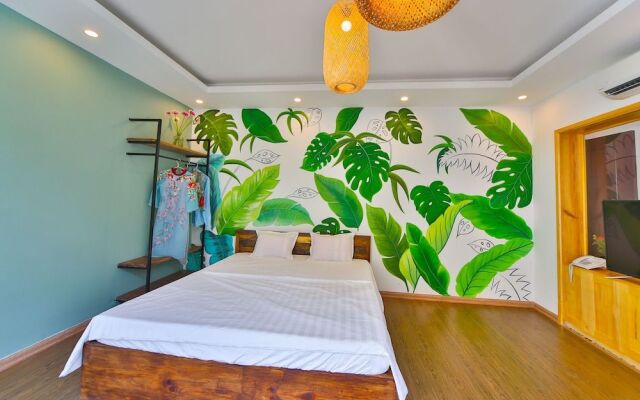 Lakeside House - Hanoi
