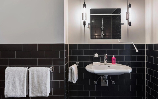 Moxy Frankfurt Airport Kelsterbach