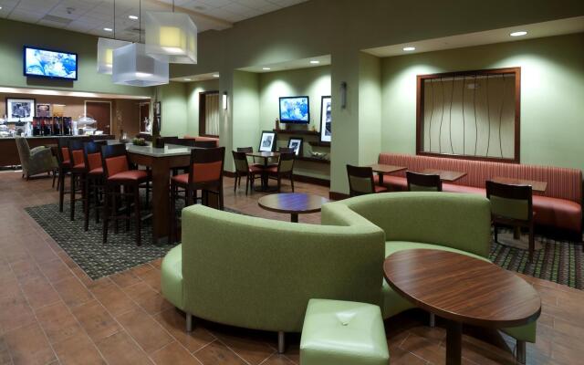 Hampton Inn & Suites Winston-Salem/University Area, NC