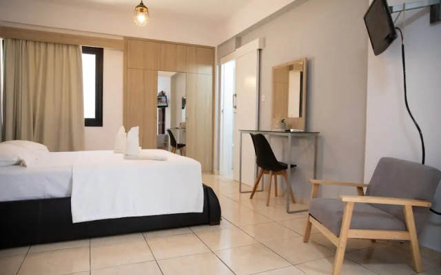 Valentina Coastal Suites in Central Paphos 3