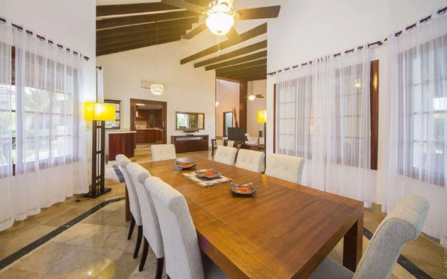 Spectacular villa in Cocotal. Playa Bavaro. Punta Cana