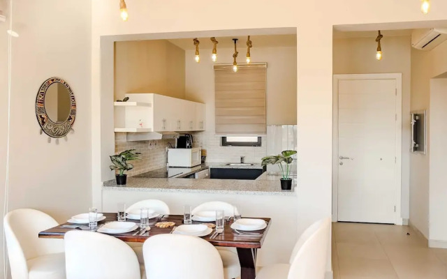 Xuru Stays I Astounding 3bdr Villa @ Tawila Pool Front