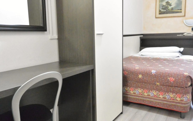 Hotel Arno