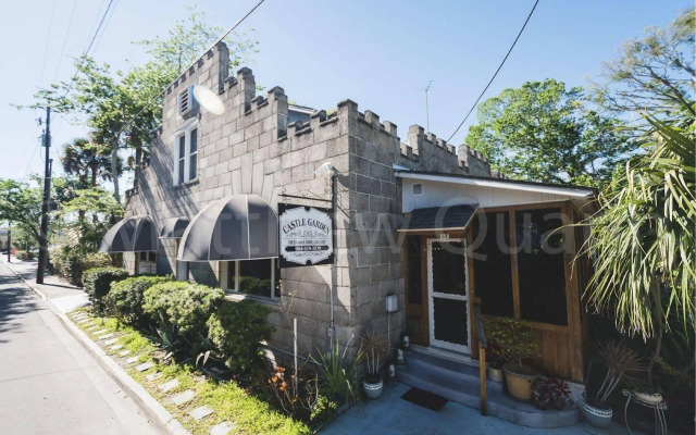 Castle Garden Bed & Breakfast