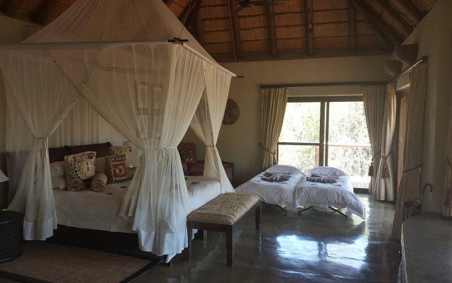 Motswiri Private Safari Lodge