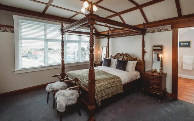 Timata Ora - Sleeps 14