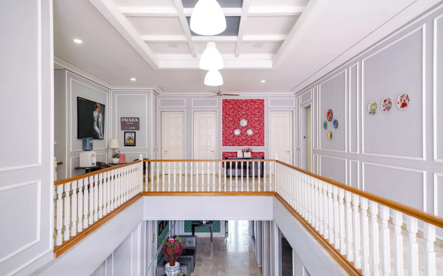 RedDoorz Premium near RS Pondok Indah