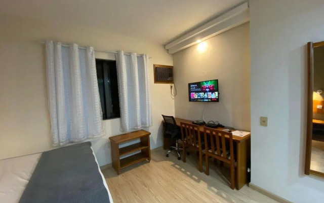 QI Intelligence Flat Ibirapuera próximo do metrô Moema UH1306