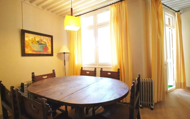 Edificio Zona Media Sierra Nevada