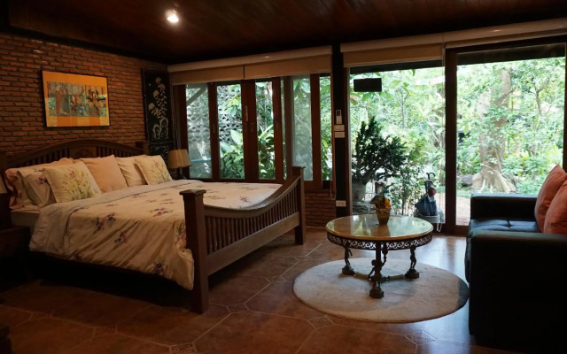 Cattani's Riverside Home