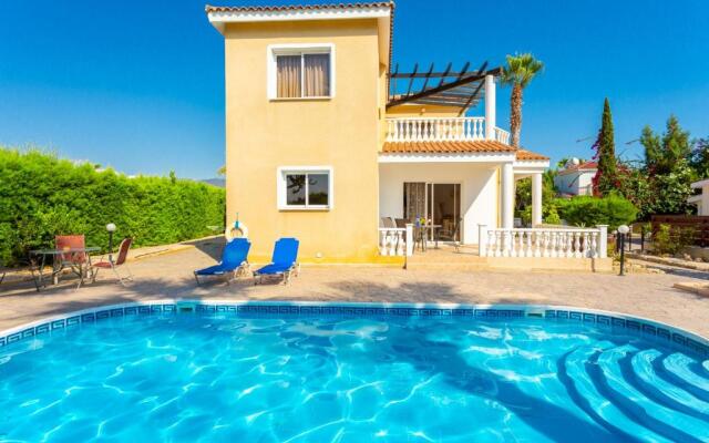 Villa Anastasia Large Private Pool Walk to Beach A C Wifi Car Not Required Eco-friendly - 2400