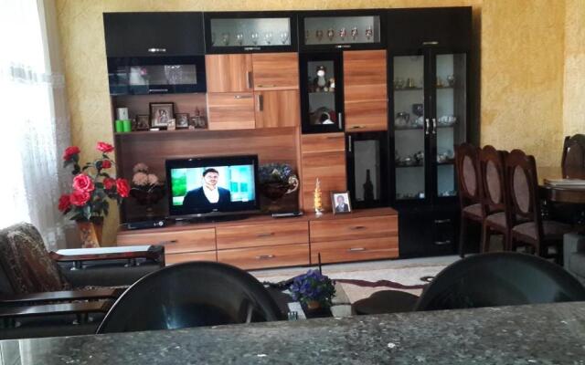 Shavshe Apartment