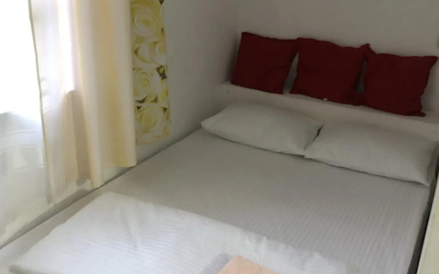 Elling 8 na Azovskoy