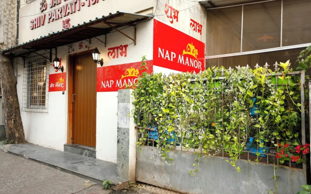 Nap Manor Hostels