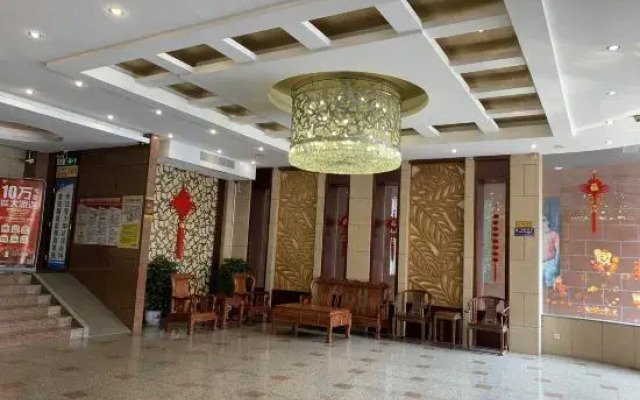 Cenxi Hotel