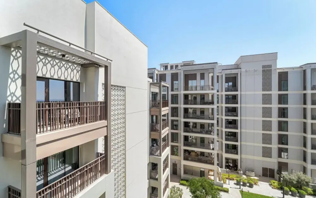 1BR Balcony & Luxury Amenities