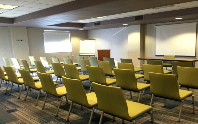 Holiday Inn Express Sacramento Airport Woodland by IHG