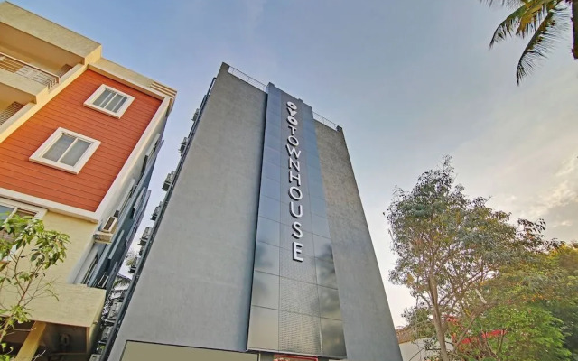 Oyo Townhouse 88 Manyata Lake View