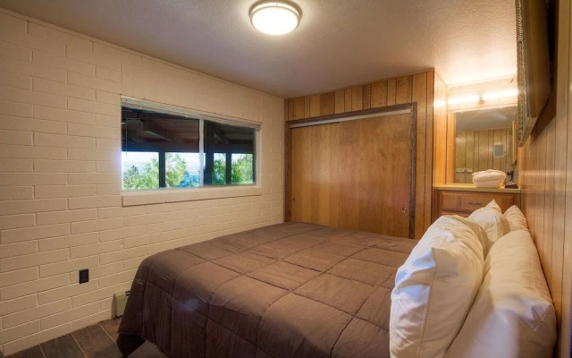 The Heights 4 Bedroom Home by RedAwning