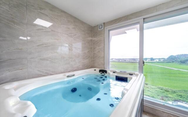 Goseong Maple Kids&spa&poolivilla