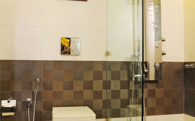 Hotel The Pearl - Newly Renovated in City Centre