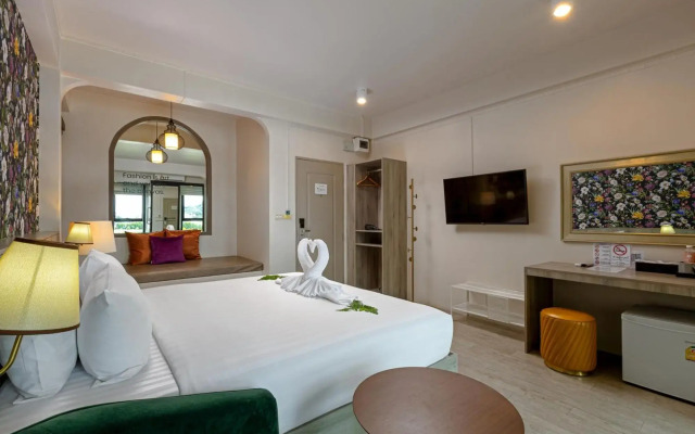 Angpao Hotel