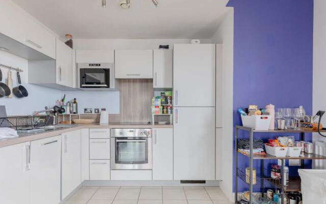Quirky 1BD Flat W/gym & City Views Dalston!