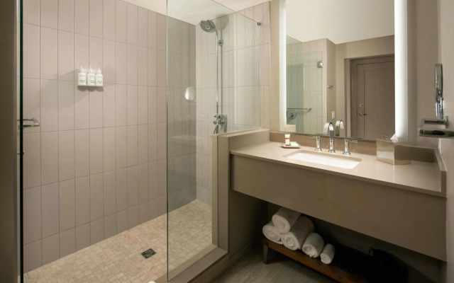 Epicurean Atlanta, Autograph Collection