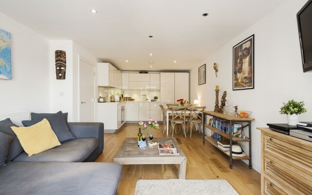 The Akerman Road Hideaway - TM