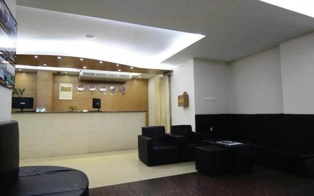 Hotel Holiday Xpress