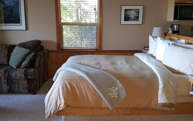 Reef Point Oceanfront B & B