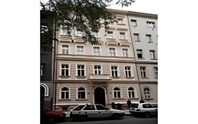 Hotel Unique