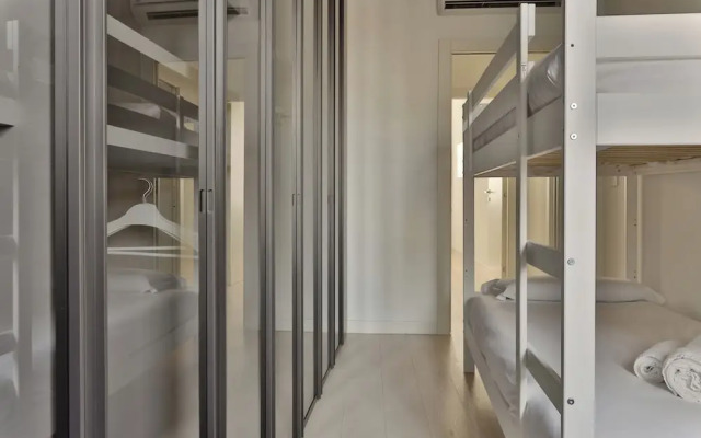 Elegant 2-bed apt in the Centre of Milan